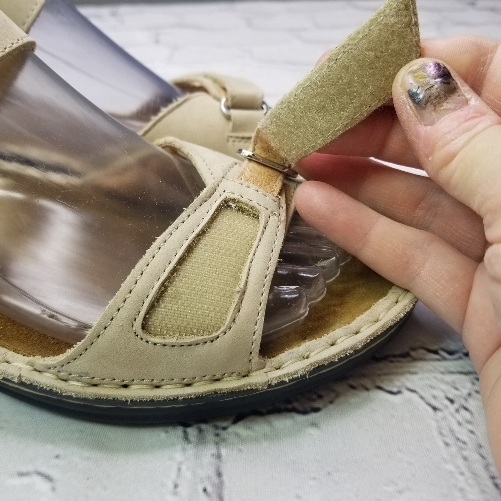 Naot Papaya bone ankle strap sandals - Picture 8 of 16
